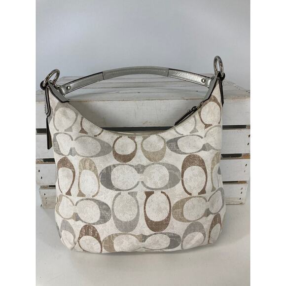 COACH 19340, LARGE WHITE MULTI SIGNATURE CANVAS SHOULDER BAG - Picture 5 of 11